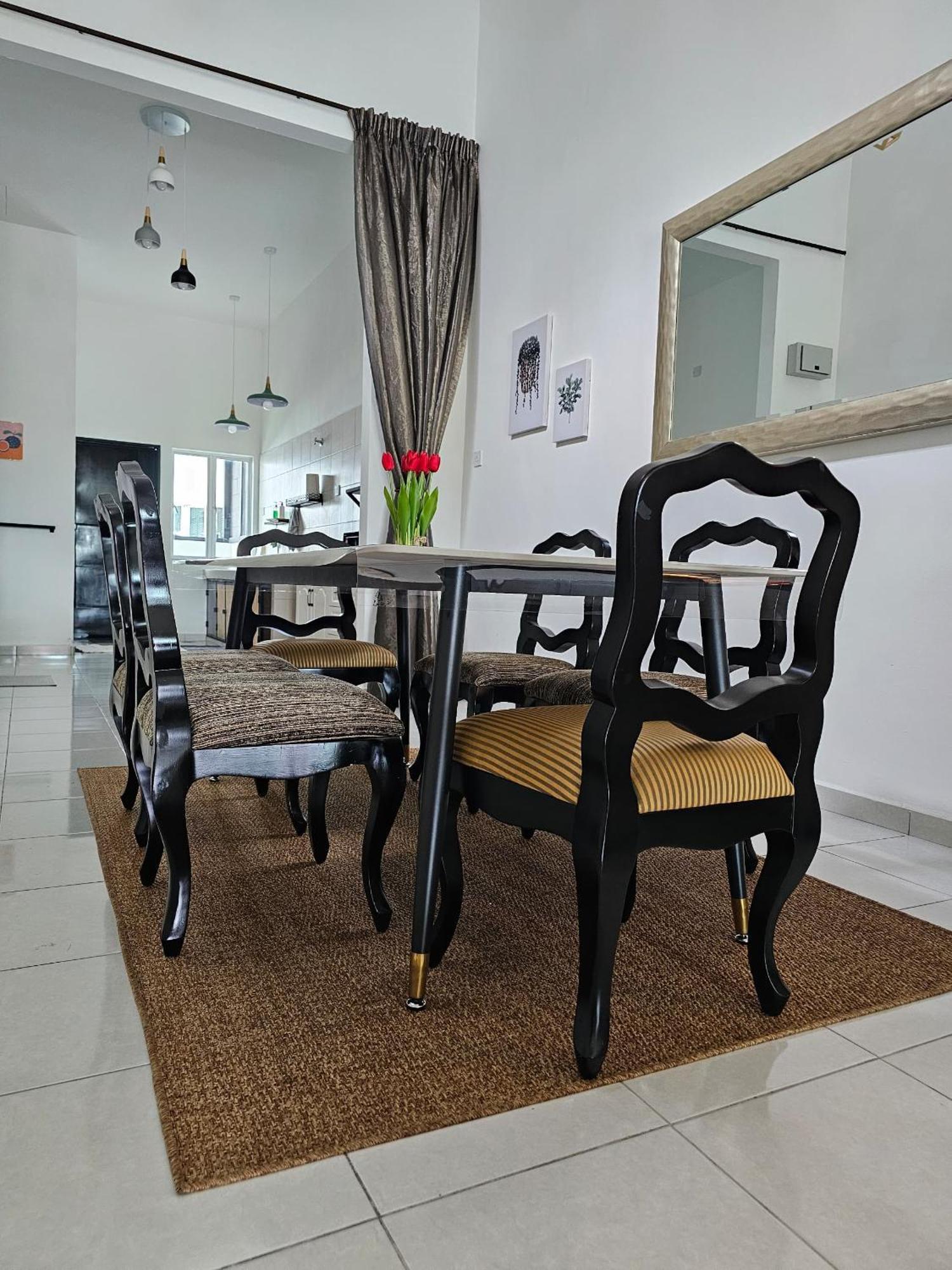 Rumah percutian Meru Landed Tropicasa 28 *